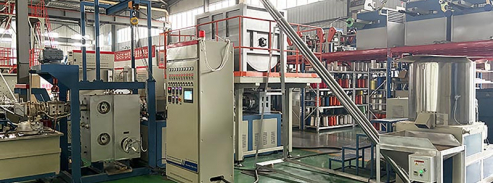 Extrudeuse de monofilaments PET