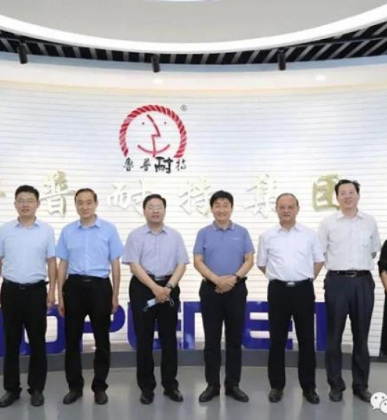 Ball winding machine