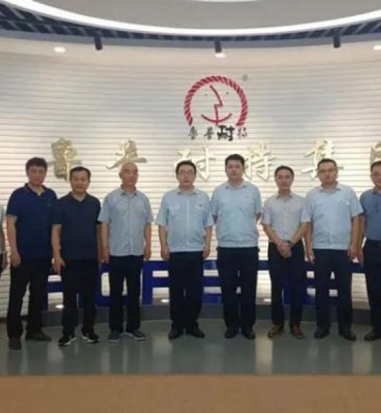 Ball winding machine